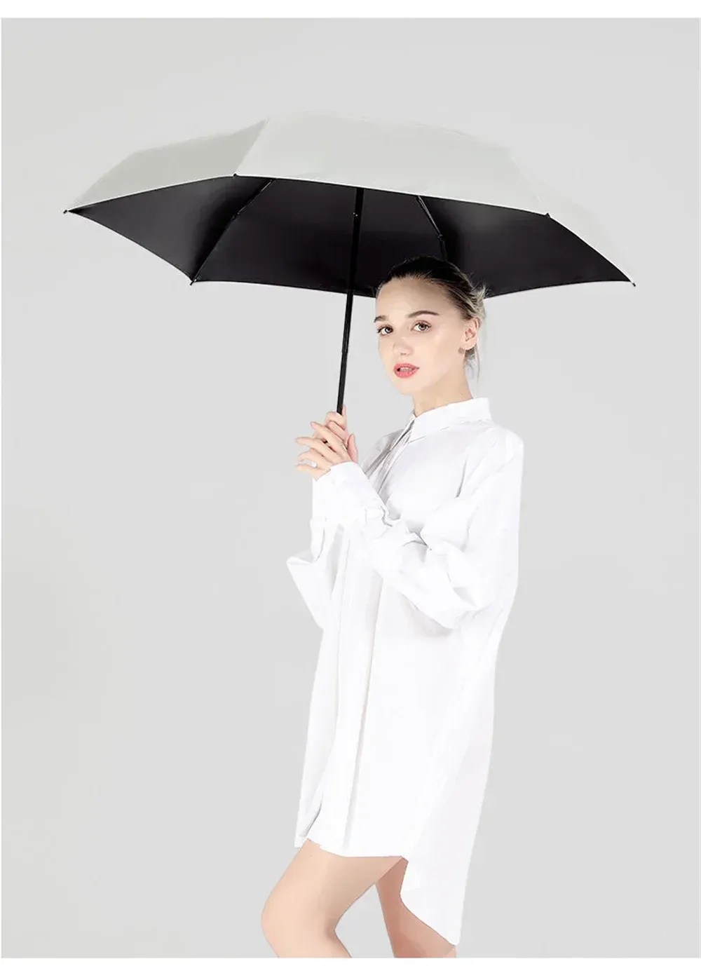 ☔ Lightweight & Compact Folding Travel Umbrella – Windproof, Rainproof & UV Protective with Capsule Storage! 🌦️✨
