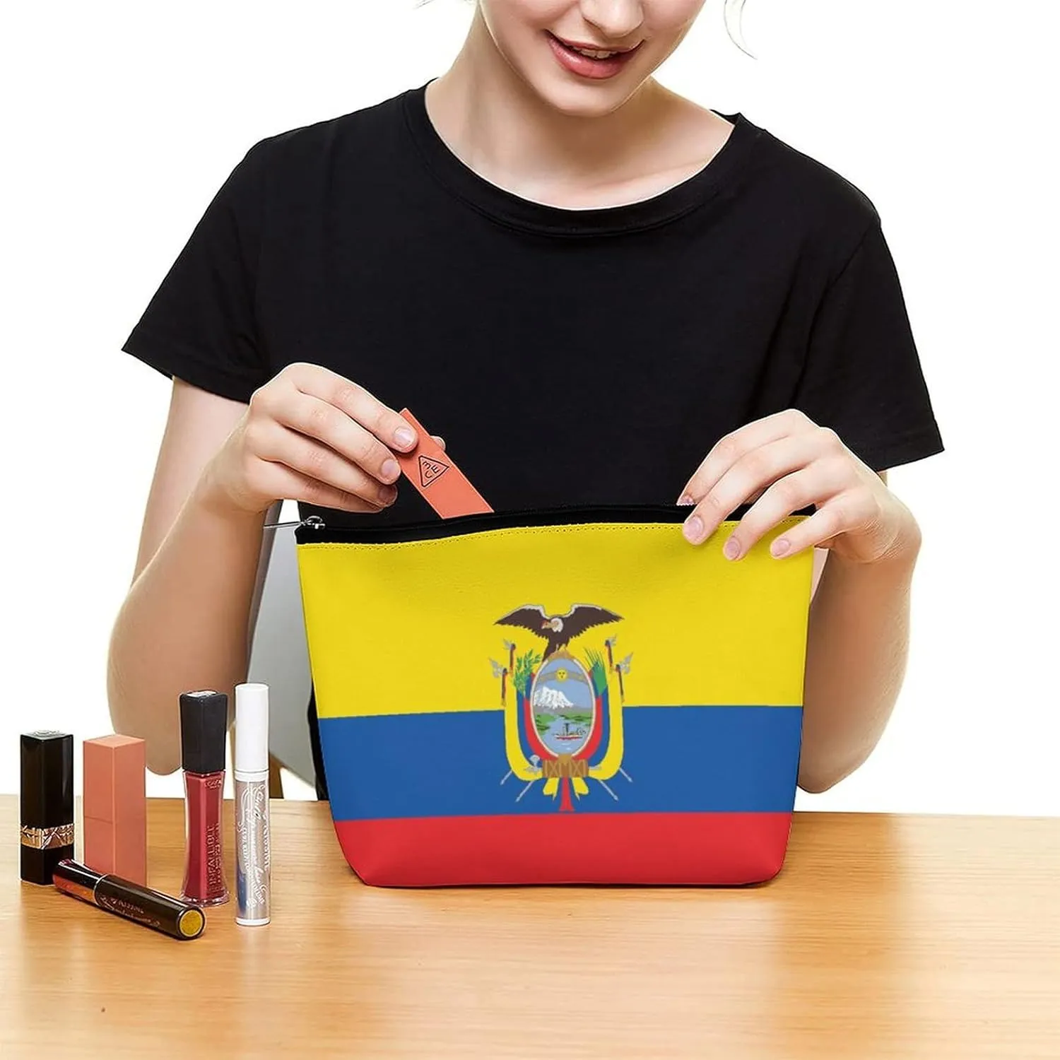 Ecuador Flag Travel Makeup Bag Lightweight Organizer Cosmetic Pouch for Women