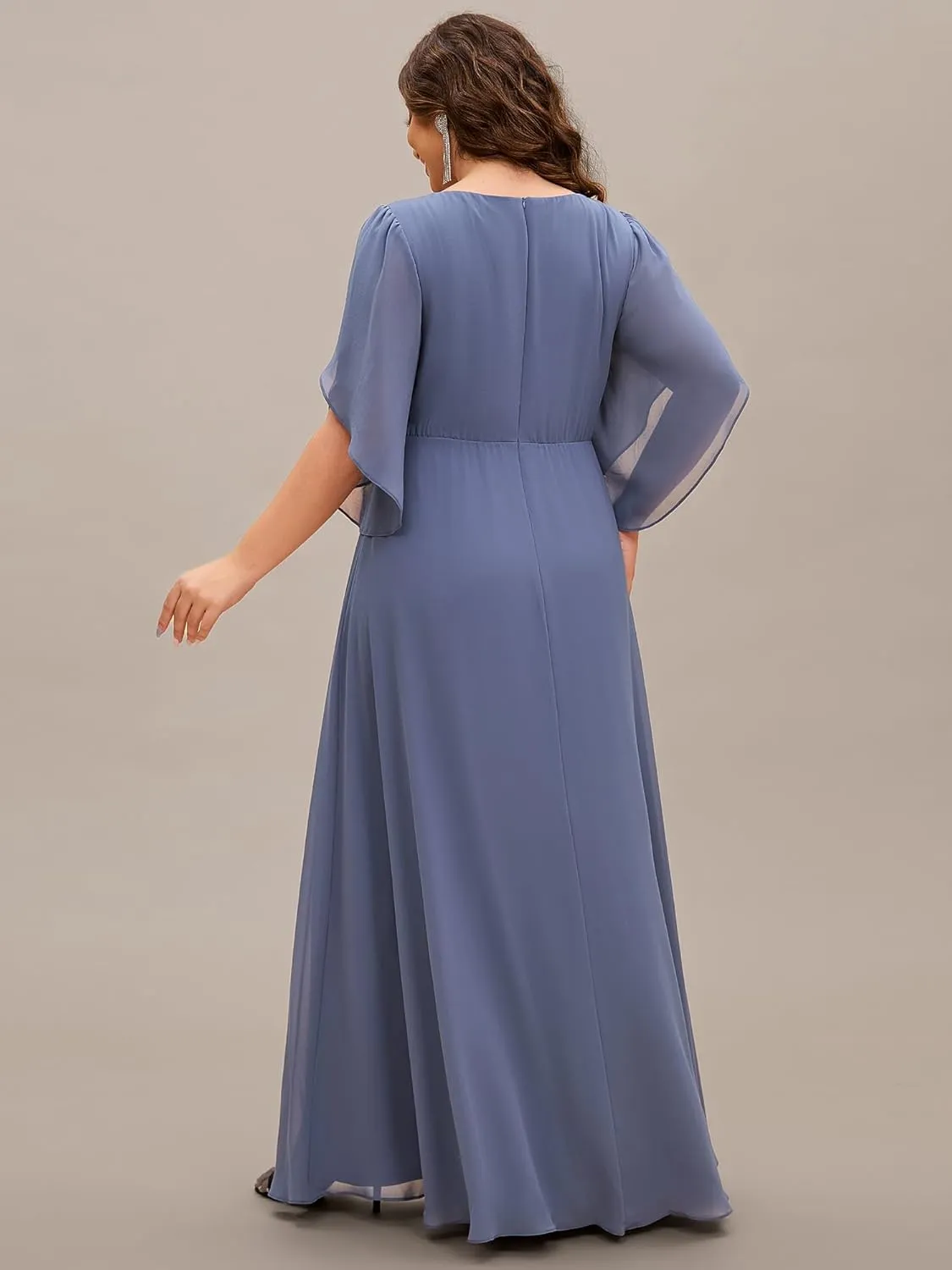 Ever-Pretty Plus Women's V Neck Chiffon Pleated A Line Maxi Plus Size Mother of The Bride Dresses with Sleeves 02270-DA
