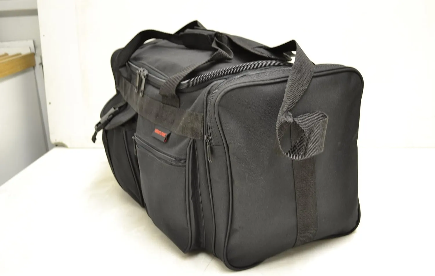 Explorer 17 DUFFEL BAG WITH 4 POCKETS"