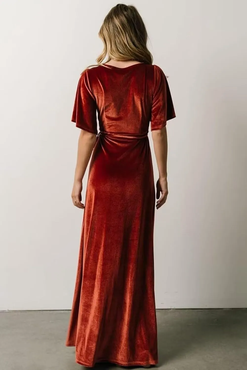 Fluter Sleeve Bridesmaid Dress with Split Velvet Prom Dress Long Pleated A-ine Fommal Pany Gowns with Belt KTY019