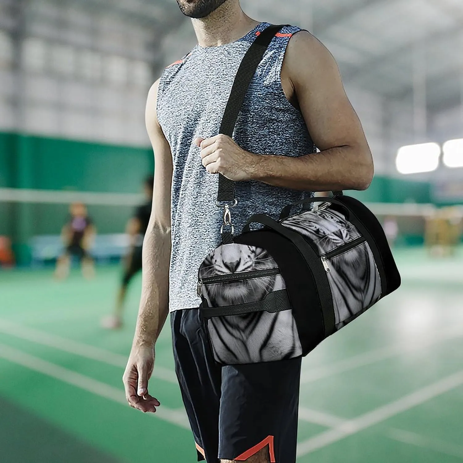 Gym Bag Black And White Tiger Duffel Bag for Men Women Overnight Bag with Shoe Compartment Workout Bags