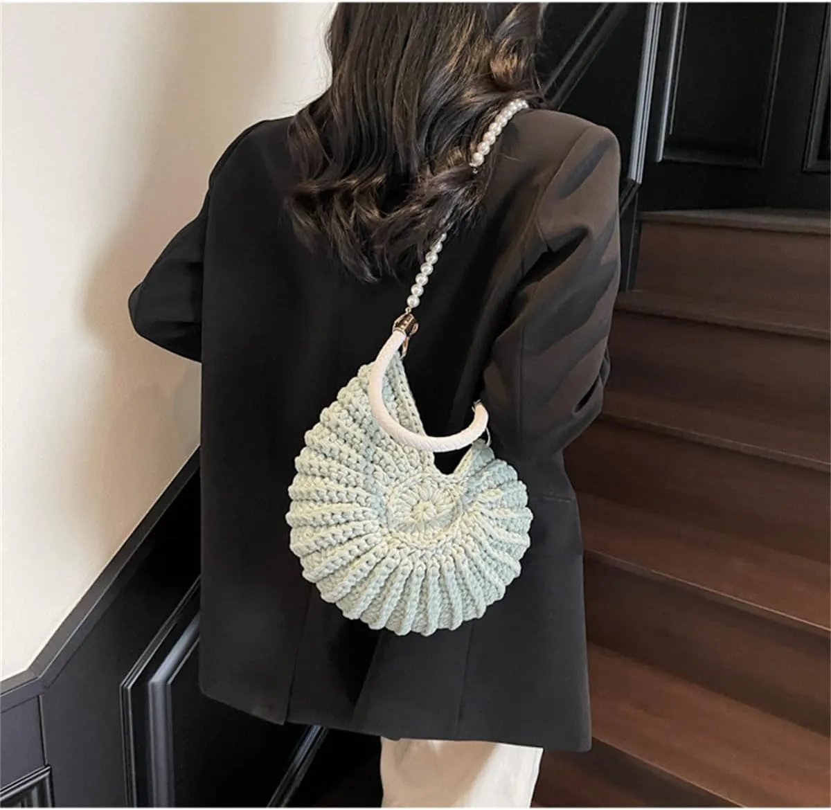 Handwoven Fashion Seashell Bag for Women,Stylish & Unique Boho Clutch with Pearl Strap,Crochet Leather Handle Beach Bag