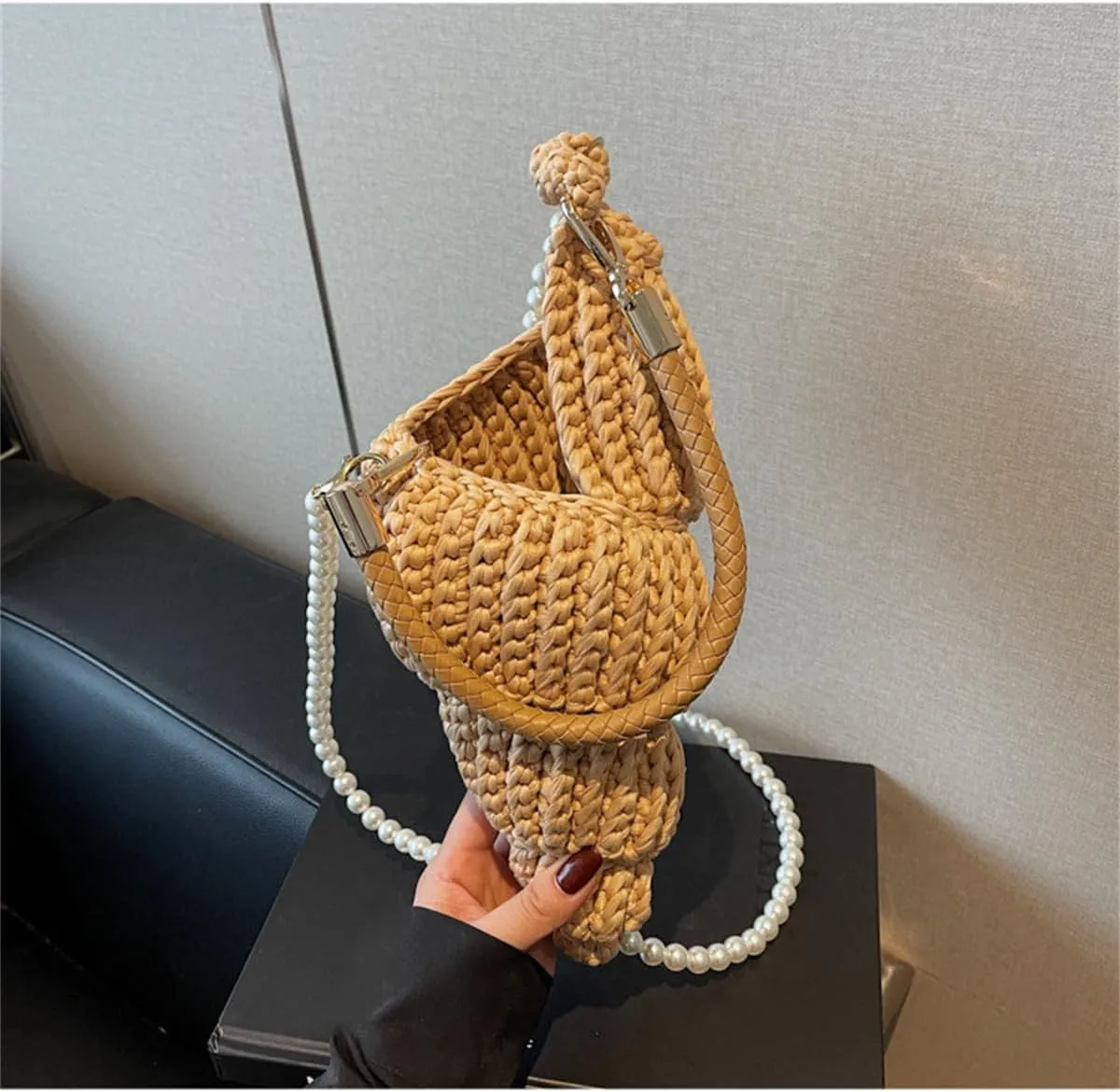Handwoven Fashion Seashell Bag,Womens Stylish & Unique Boho Clutch with Pearl Strap,Crochet Leather Handle Beach Bag