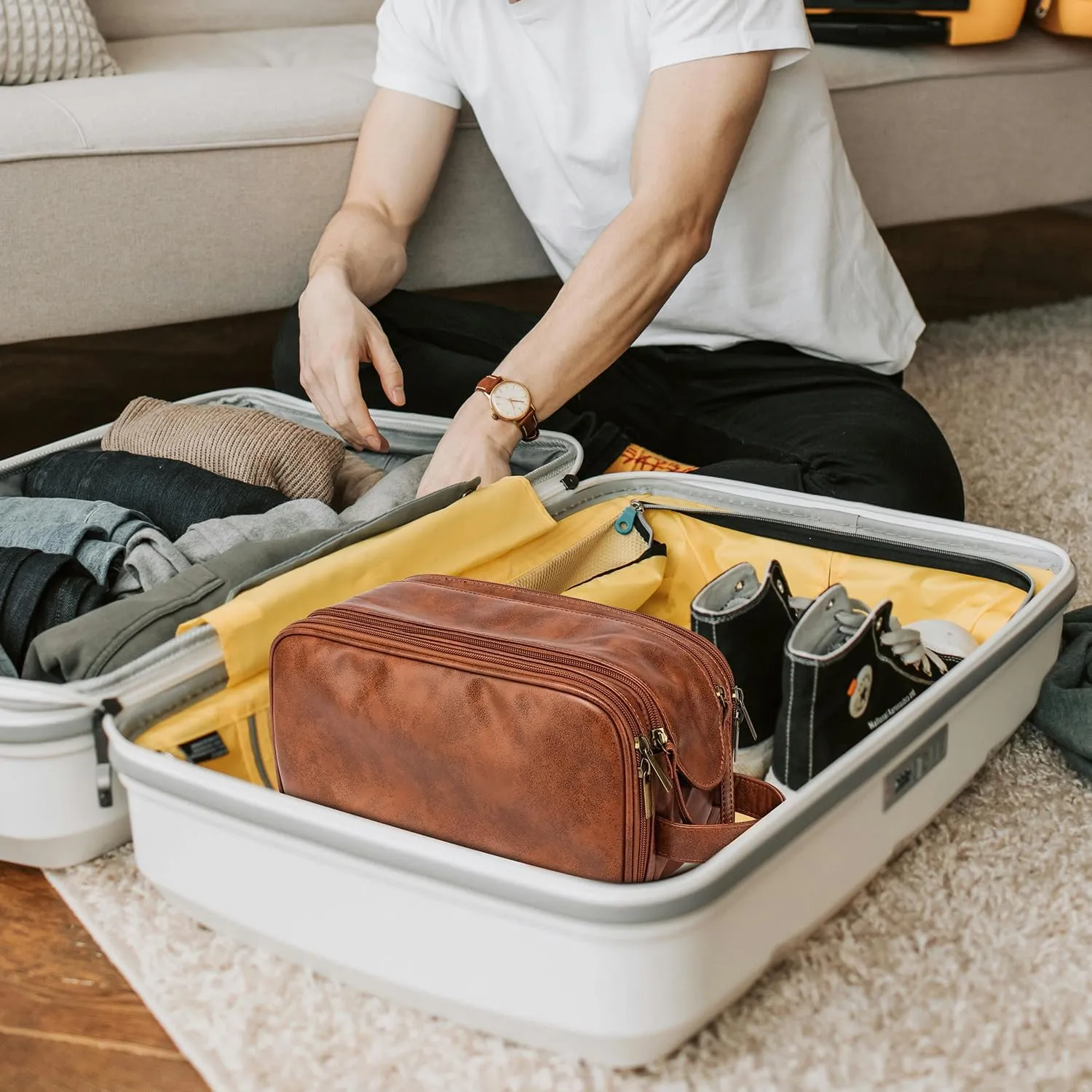 Laripwit Travel Toiletry Bag for Men Large PU Leather Shaving Dopp Kit Water-resistant Cosmetic Toiletries Organizer Pouch Bathroom Hygiene Case Gift for Mens Brown