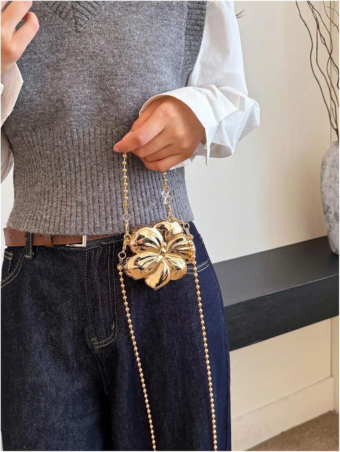 Milumia Women's Metallic Flower Shaped Mini Purse Crossbody Evening Handbags