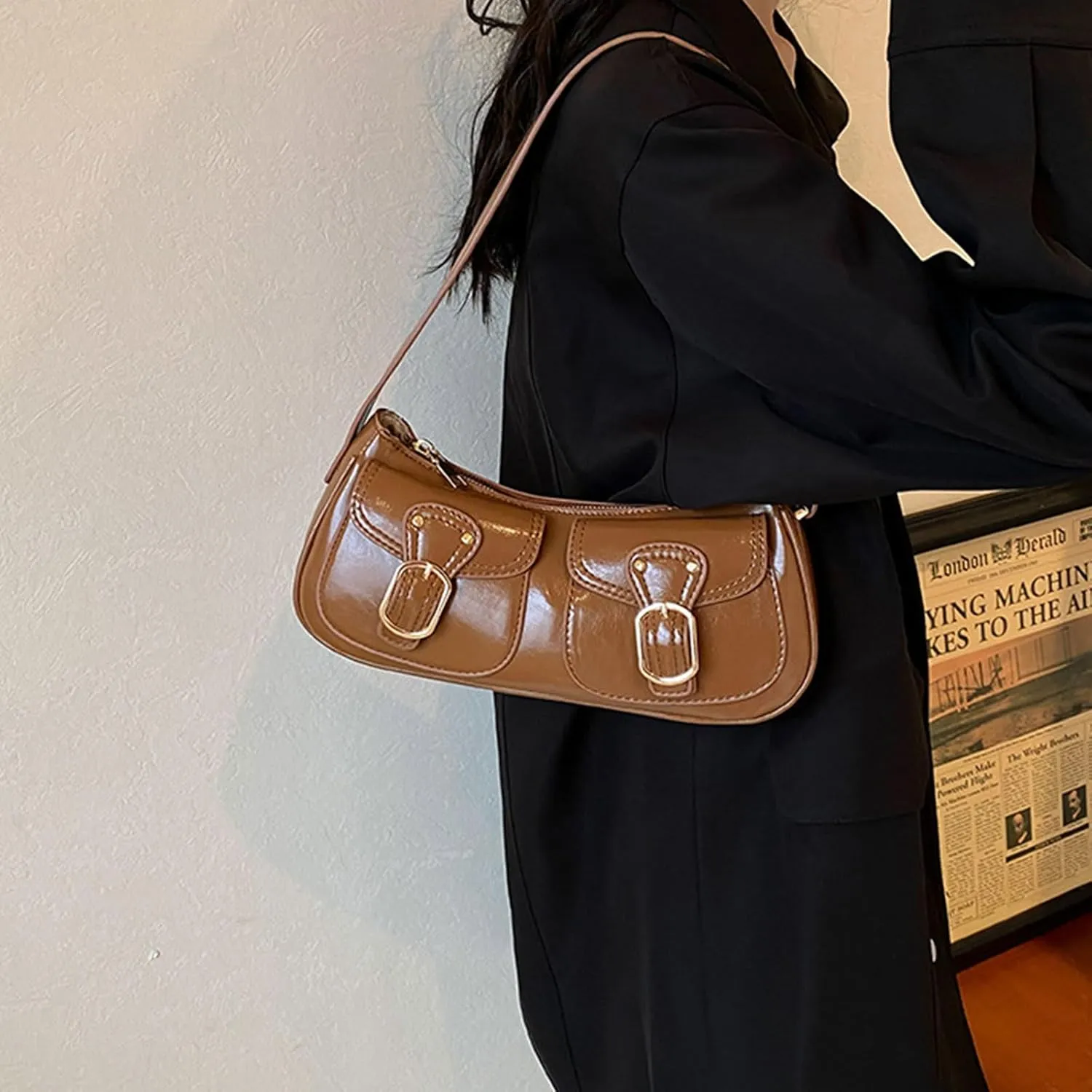 Retro Shoulder Bag Fashionable Crossbody Bags PU Leather Armpit Purse Casual Underarm Bags for Women and Girls