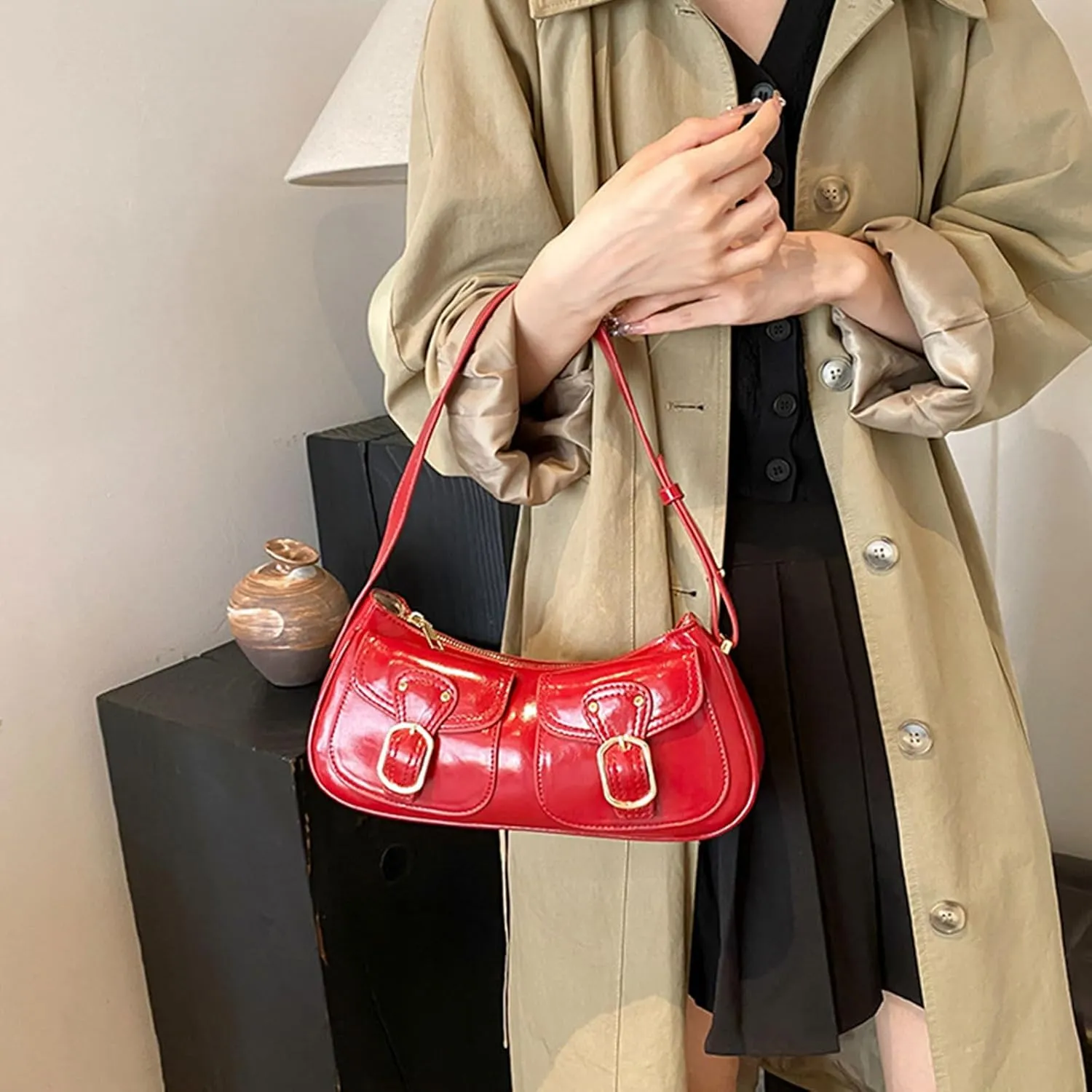 Retro Shoulder Bag Fashionable Crossbody Bags PU Leather Armpit Purse Casual Underarm Bags for Women and Girls