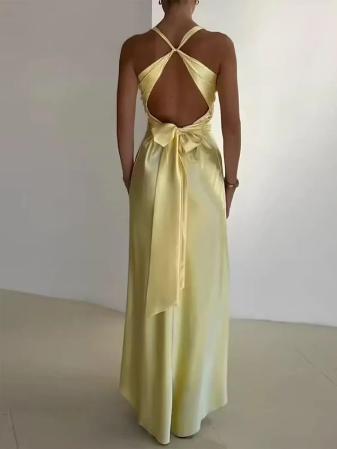 Satin Prom Dress Long Corset Halter Bridesmaid Dresses V Neck Mermaid Formal Evening Gowns