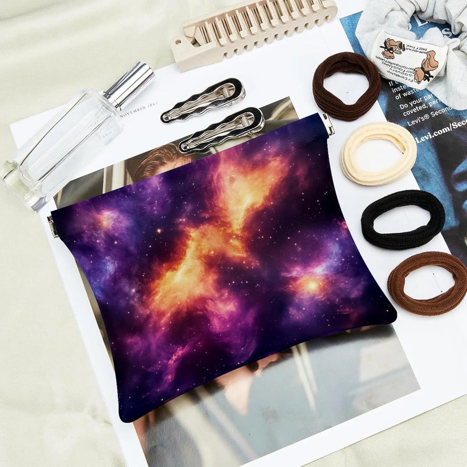 Small Pocket Cosmetic Bag, Squeeze Top Travel Makeup Bag for Purse, No Zipper Self-Closing Mini Makeup Pouch for Women Girls, Stary Night Cosmos Universe Astronomy