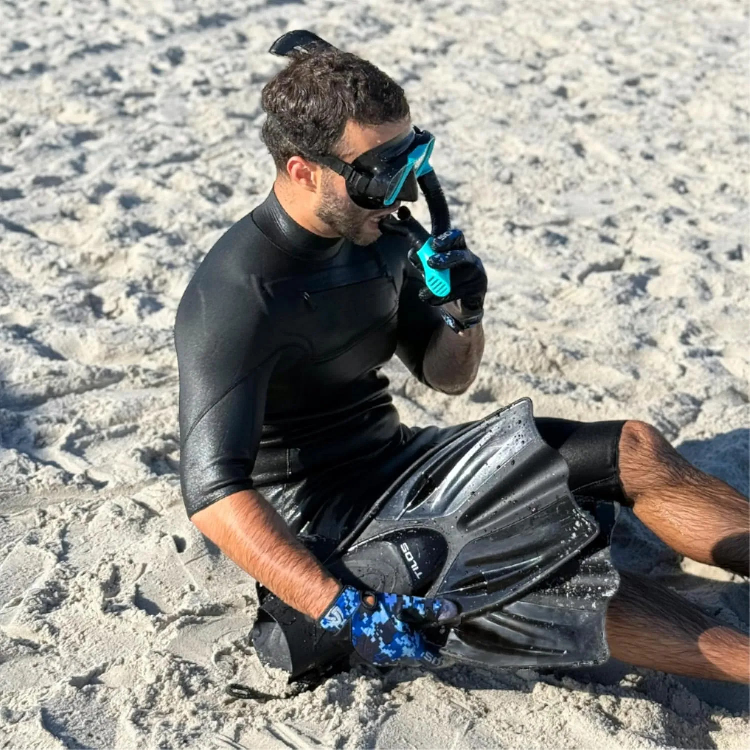 Tilos Getaway Large Open Heel Snorkeling Fins - Travel-Friendly, Adjustable Flippers for Wide Feet