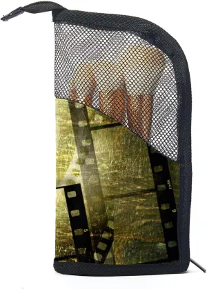 Travel Makeup Brush Holder, Large Stand-Up Makeup Brush Case, Professional Brush Organizer Foldable Makeup Artist Brush Storage Bag - Retro Movie Print