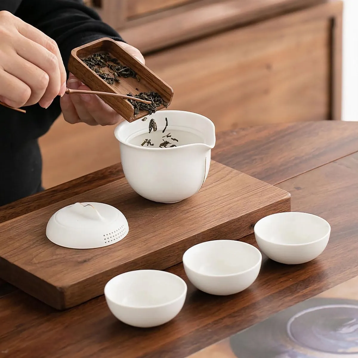 Travel Tea Set Ceramic Tea Pot Set Chinese Kung Fu Teapot Porcelain Gongfu Teacups Frosted Glazed Tea Cup, Portable Bag 1 Pot 3 Mini Cup All in One for Home Office Outdoor Picnic Camping Hotel, White