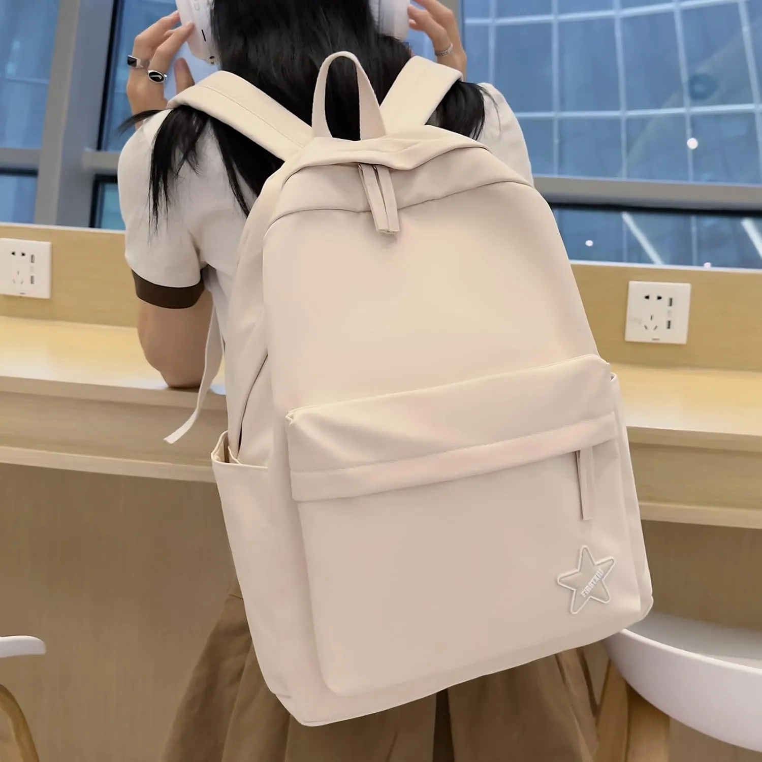 Trendy Student Backpack Casual Versatile Large Capacity Shoulder Bag for College Stylish Everyday Use (White, One Size)