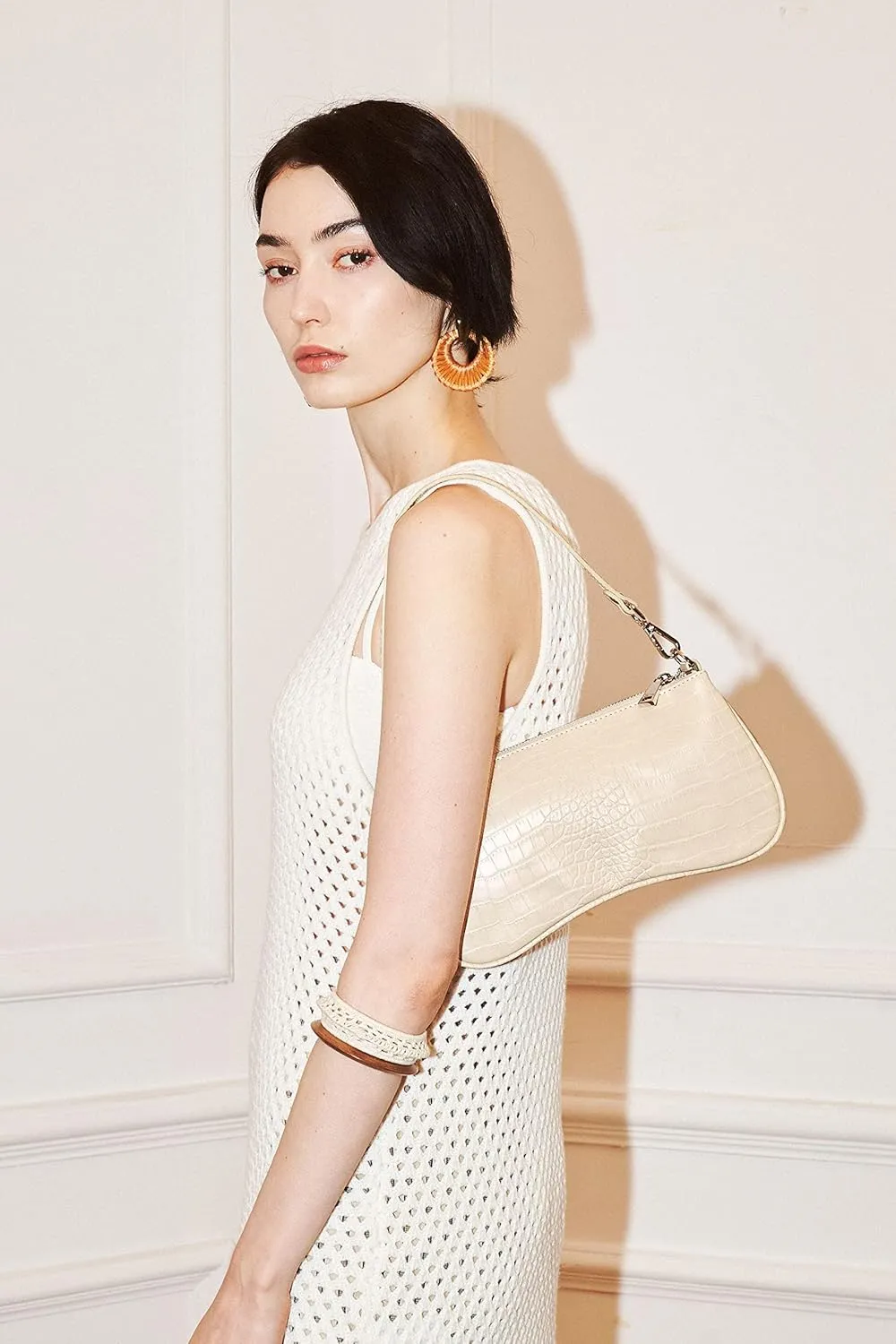Women's Beige Eva Shoulder Handbag - Stylish and Versatile Tote for Everyday Use
