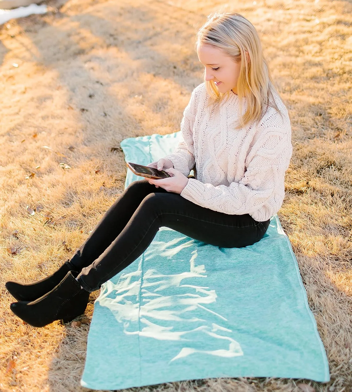 Zero Grid Infinity Travel Scarf Loop with Hidden Zipper Pockets for Passport, Phone, Cash, Cards